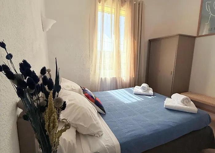 La Chataigneraie Szálloda *